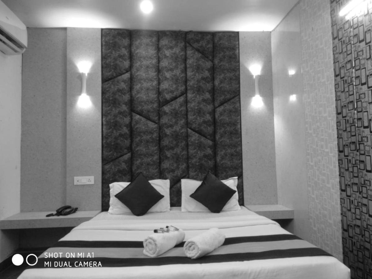 Grg Pardesi Hotel Haridwar Ngoại thất bức ảnh