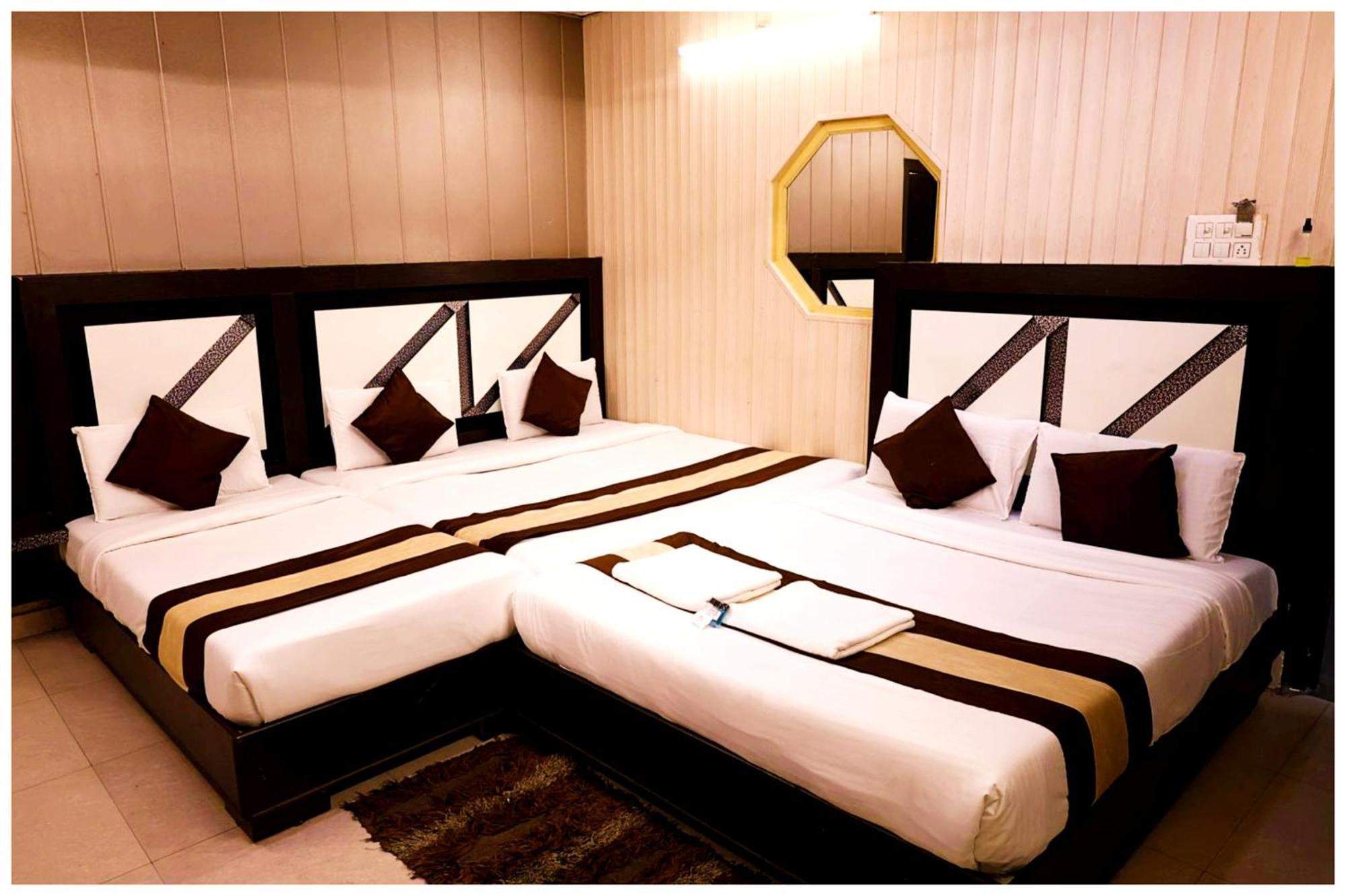 Grg Pardesi Hotel Haridwar Ngoại thất bức ảnh