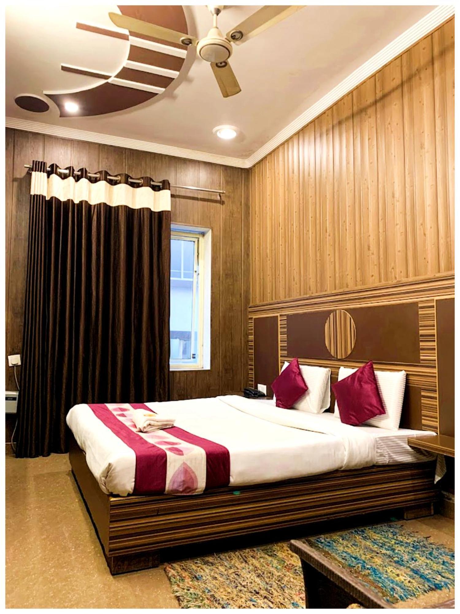 Grg Pardesi Hotel Haridwar Ngoại thất bức ảnh