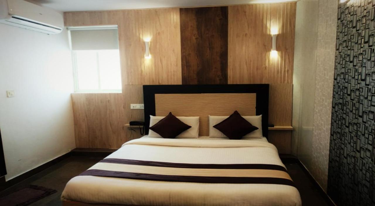 Grg Pardesi Hotel Haridwar Ngoại thất bức ảnh