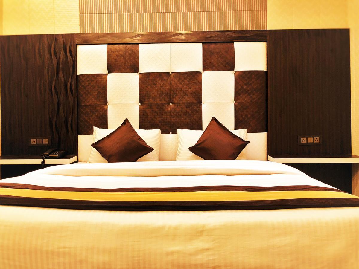Grg Pardesi Hotel Haridwar Ngoại thất bức ảnh