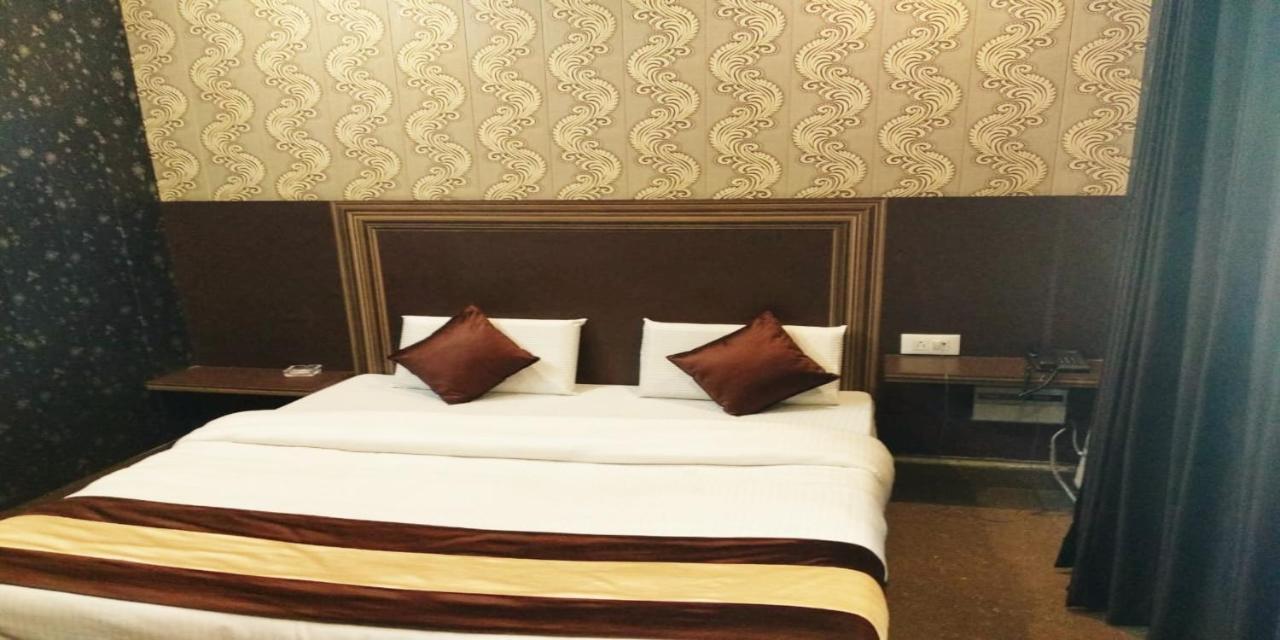 Grg Pardesi Hotel Haridwar Ngoại thất bức ảnh