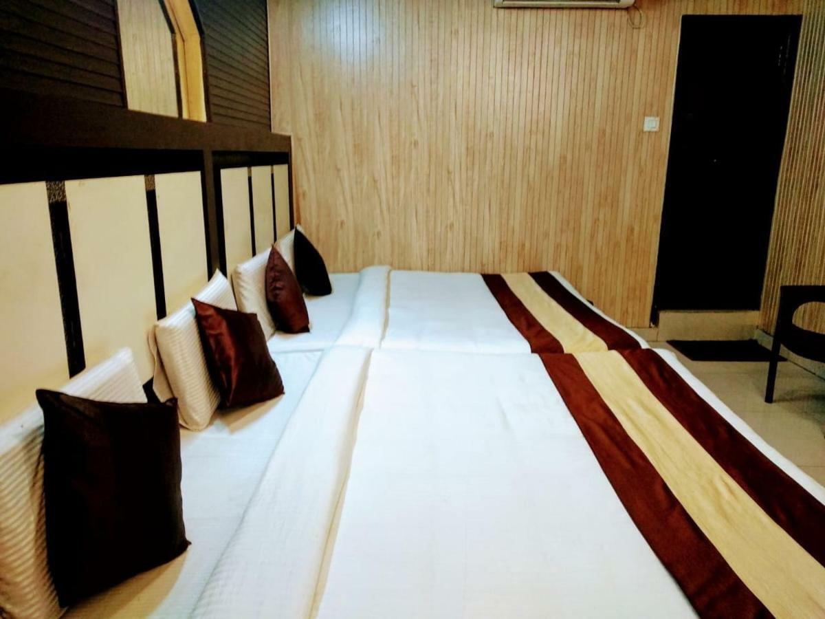 Grg Pardesi Hotel Haridwar Ngoại thất bức ảnh