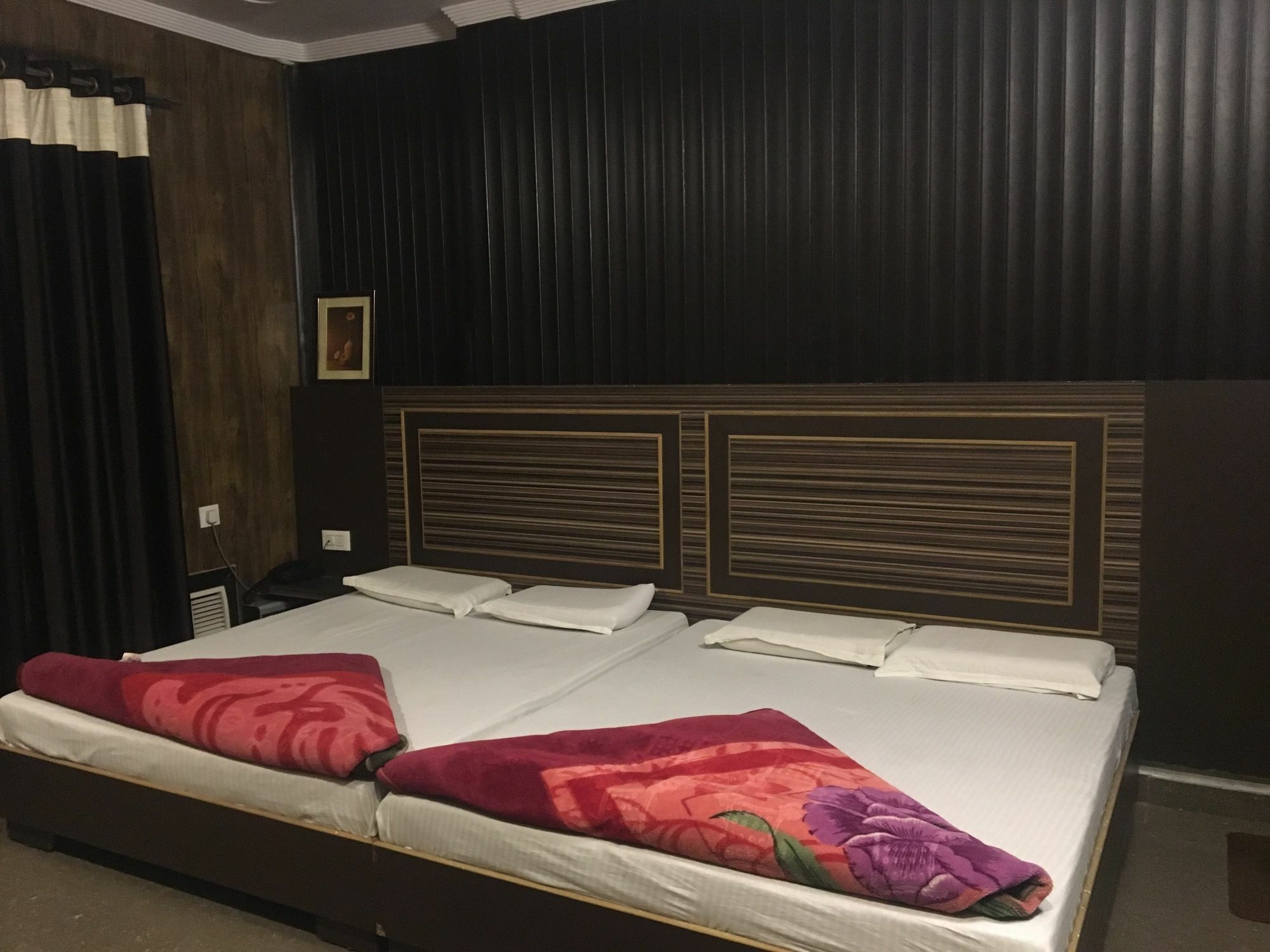 Grg Pardesi Hotel Haridwar Ngoại thất bức ảnh